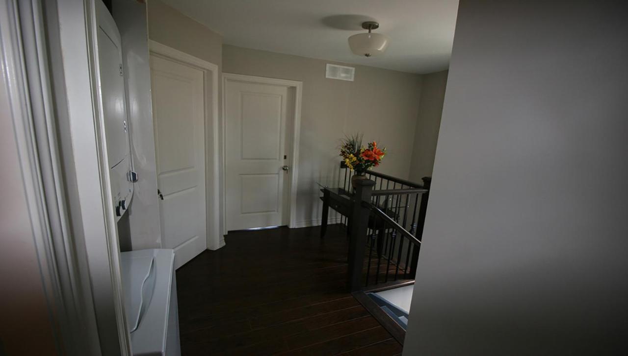 Pelican Guest House. Village Style Living. Spend Vacation Time In Eco Place! 포트이리 외부 사진